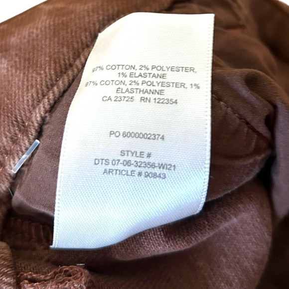 Aritzia Wilfred Free Modern Cargo Pants - Picture 13 of 16